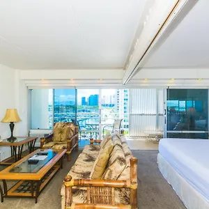 https://ilikai-tower-735.hotelsinhawaii.org